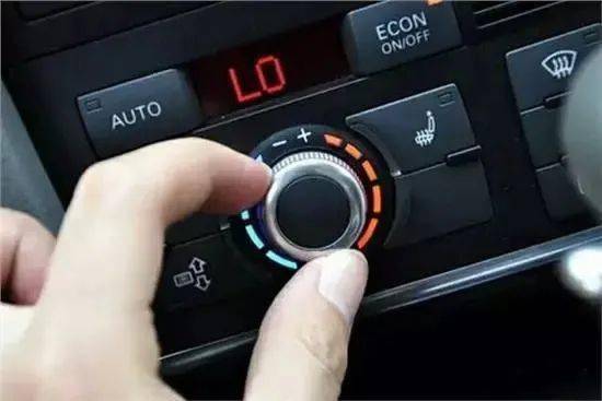 温度多少汽车会很冷(汽车温度多少会引发寒冷感—探究低温对驾驶舒适度的影响) 温度多少汽车会很冷(汽车温度多少会引发寒冷感—探究低温对驾驶舒适度的影响)