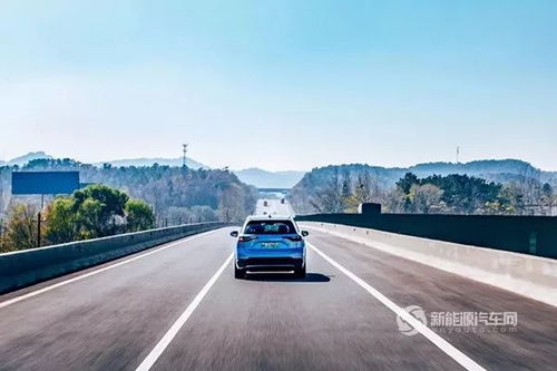高速汽车跑多少合适(高速汽车跑多少合适—探讨高速公路上合理的行车速度)