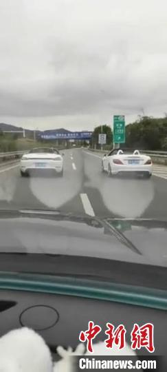 汽车过环岛多少速度(汽车过环岛多少速度，安全驾驶的关键要素)