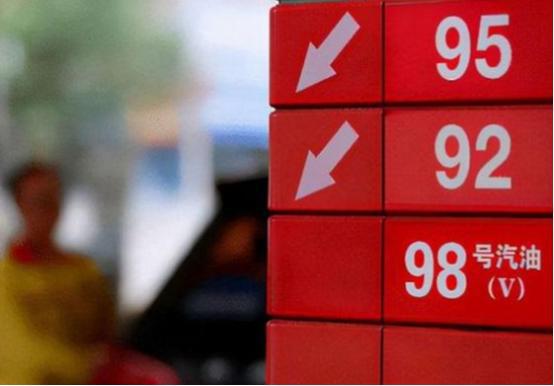 汽车油最多涨多少(汽车油价的涨势分析与预测，最多涨幅探讨)