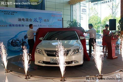 汽车新车电压是多少(汽车新车电压是多少？揭开汽车电压的神秘面纱)