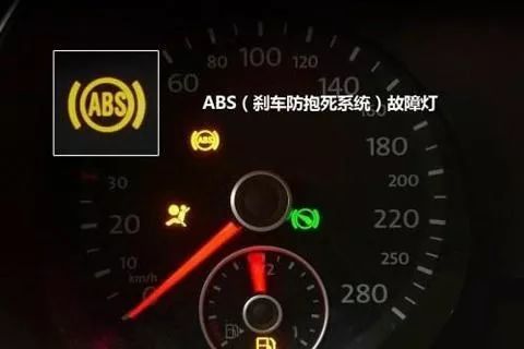 汽车自检电量多少正常(汽车自检电量多少正常，理解并保障汽车电池健康)