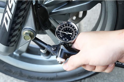 汽车启动车轮温度多少(汽车启动车轮温度多少，影响因素与合理范围探讨)