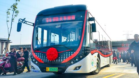 公交多少路汽车南站(公交路线与汽车南站，城市交通枢纽的便捷之路)