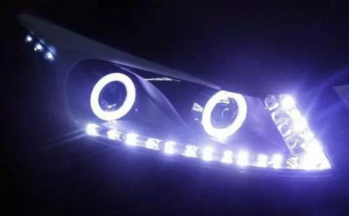 汽车led灯多少温度(汽车LED灯的温度及其影响因素)