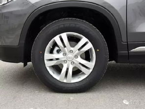 汽车suv多少公里换胎(汽车SUV轮胎更换周期详解，多少公里应该换胎？