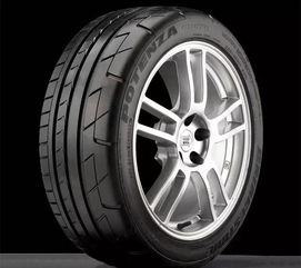 汽车普通轮胎静音多少(汽车普通轮胎静音性能深度解析)