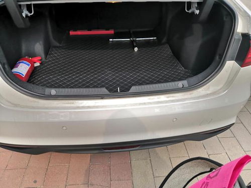 汽车后排音量降低多少(汽车后排音量降低多少，影响因素与实际应用探讨)