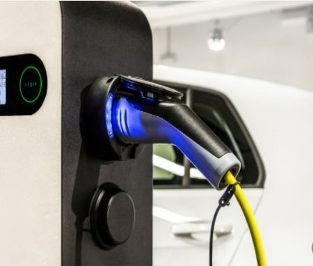 电汽车电池多少伏(电汽车电池电压详解，多少伏才是关键？