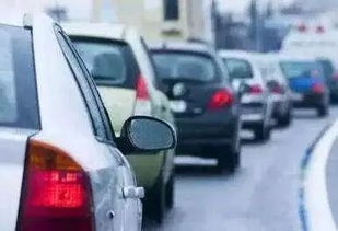 汽车油耗多少可以堵车(汽车油耗与堵车现象，探究其关联与影响)