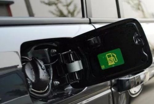 汽车不开需要多少油(汽车不开需要多少油,解析汽车停放期间的油耗问题) 汽车不开需要多少油(汽车不开需要多少油,解析汽车停放期间的油耗问题)