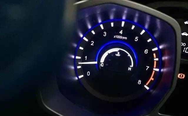 汽车正常走多少转(汽车正常转速范围解析，多少转为宜？