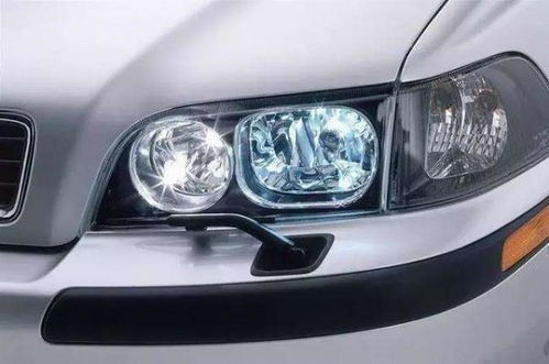 汽车大灯抛光费用多少(汽车大灯抛光费用详解，价格、因素与注意事项)