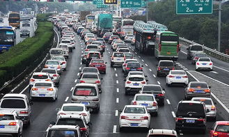 汽车通过路宽多少(汽车通过路宽多少，道路设计与车辆通行的博弈)