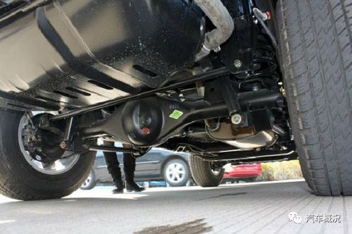 汽车多少公里底盘大修(汽车多少公里底盘大修，深度解析与应对建议)