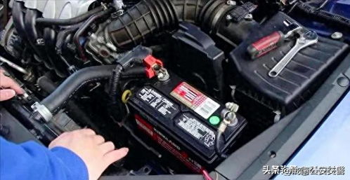 汽车电瓶装多少电(汽车电瓶装多少电，深度解析与实用指南)