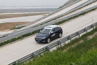 汽车大道是多少伏(汽车大道的电压奥秘，多少伏？