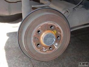 汽车后轮气压是多少(汽车后轮气压是多少？探究汽车后轮气压的重要性及其标准值)