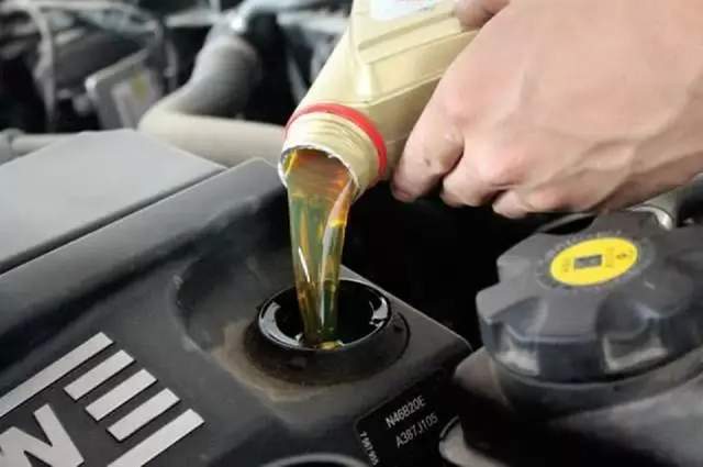 汽车油针多少正常(汽车油针多少正常，解析汽车燃油系统的工作与油针正常范围)