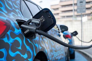 汽车电池充到多少a(汽车电池充到多少安培（A）探讨最佳充电策略与电池维护管理)