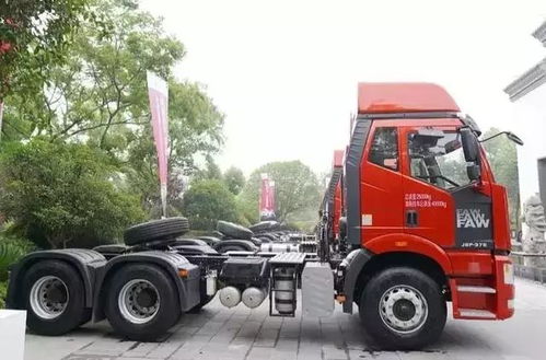 重型汽车自重多少(重型汽车自重多少，深度解析现代重型汽车的重量因素)