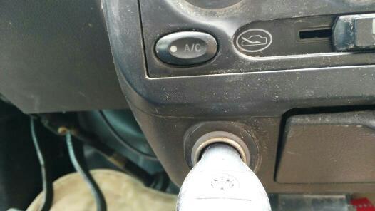 汽车刹车开关电阻多少(汽车刹车开关电阻的数值解析)