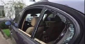 汽车携带多少东西(汽车携带多少东西，探讨现代汽车储物空间与携带能力)