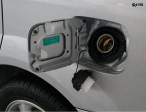 汽车油箱容积24多少(汽车油箱容积与驾驶体验，深度解析汽车油箱容积为24加仑的影响)