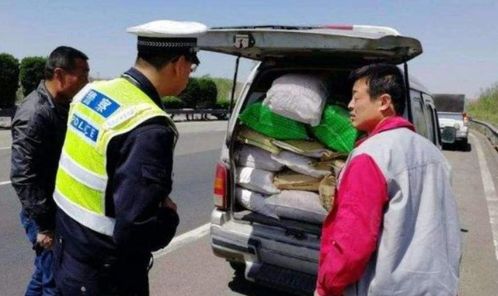 汽车拉货总重多少(汽车拉货总重多少，探究载重能力的影响因素与计算方法)