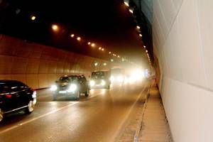 汽车之家隧道限速多少(汽车之家隧道限速多少？城市行车安全的重要一环)