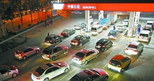 深圳汽车加油便宜多少(深圳汽车加油便宜多少，油价差异背后的因素探讨)
