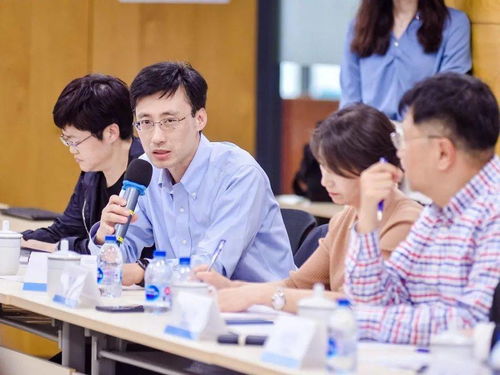 海军汽车排量多少吨(海军汽车排量多少吨，海军汽车的发展与性能解析)