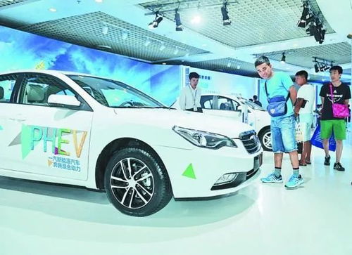 多少家庭购买了汽车(多少家庭购买了汽车，当下社会的变迁与趋势)