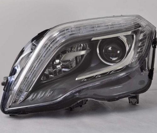 汽车大灯改装价格多少(汽车大灯改装价格多少？深度解析汽车大灯改装成本与因素)