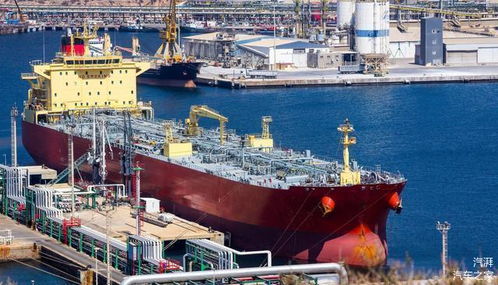 汽车油轮每天油耗多少(汽车油轮每天油耗多少，探究油耗因素与节约策略)