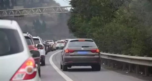 高速汽车限重多少(高速汽车限重的意义与标准)