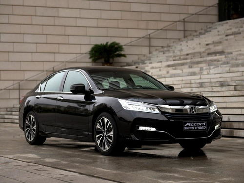 复古汽车雅阁价格多少(复古汽车雅阁价格多少，历史、市场与价值的交织)