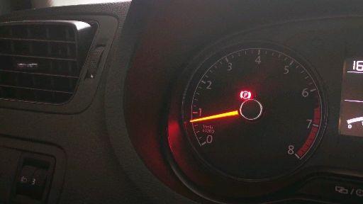 汽车起步转数多少合适(汽车起步转速多少合适—探讨汽车启动时的理想转速范围)