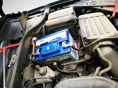 汽车电瓶多少属于正常(汽车电瓶多少属于正常—一篇文章解析)