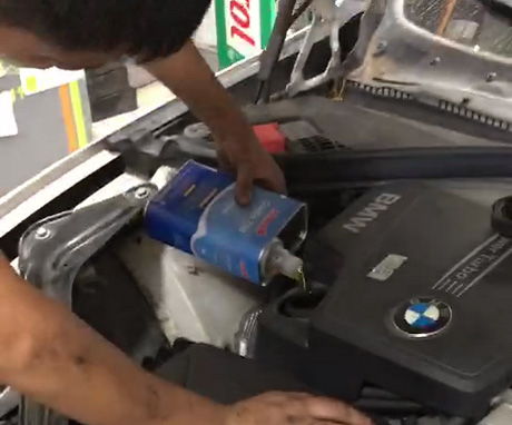 汽车机油能节油多少(汽车机油与节油潜力，探究机油对燃油效率的影响)