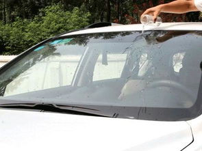 小汽车充多少汽压(小汽车充多少汽压，深入了解汽车气压与行驶安全)