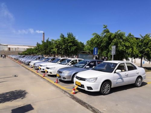 汽车台数多少才能起步(汽车台数多少才能起步，探究车辆起步与发动机台数的关系)