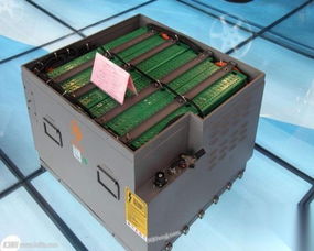 汽车锂电瓶电压多少(汽车锂电瓶电压解析，了解多少电压才是关键)