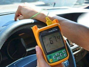 夏日汽车能有多少温度(夏日汽车内部温度究竟能有多少度？