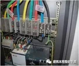 汽车多少个组件(汽车的构成与组件数量解析)