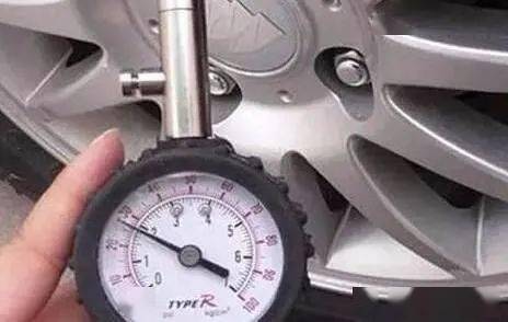 汽车低压车胎压多少(汽车低压车胎压多少,了解、掌握与正确应用) 汽车低压车胎压多少(汽车低压车胎压多少,了解、掌握与正确应用)