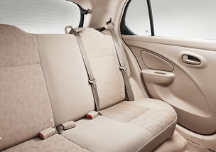 商城汽车桌椅价格多少(商城汽车桌椅价格解析)