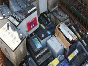 旧汽车电瓶价格多少(旧汽车电瓶价格多少？全面解析旧电瓶的回收与再利用价值)