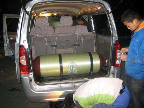 汽车改气罐多少升(汽车改气罐，容量大小的选择与考量)