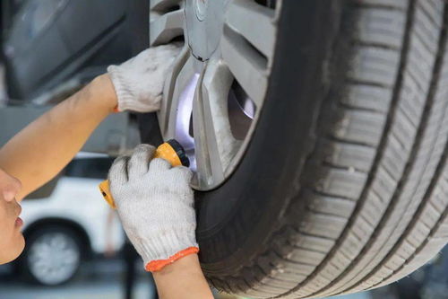 汽车扁平胎最低多少(汽车扁平胎最低多少,深度解析与影响因素探讨) 汽车扁平胎最低多少(汽车扁平胎最低多少,深度解析与影响因素探讨)